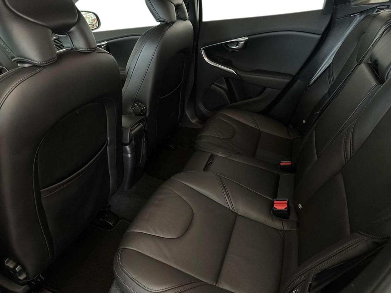 Volvo V40 vaihtoauto