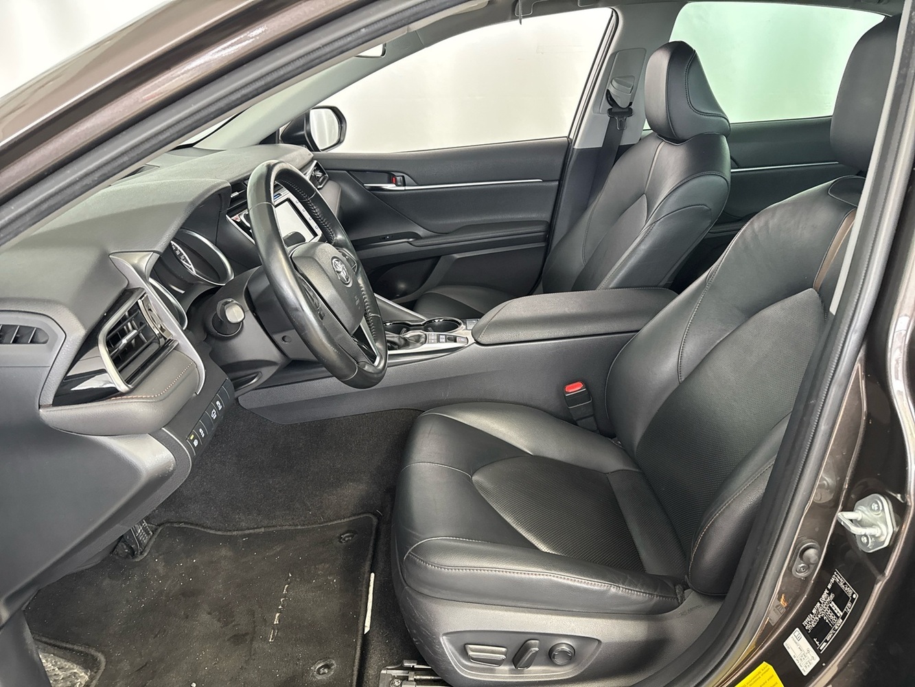 Toyota Camry vaihtoauto