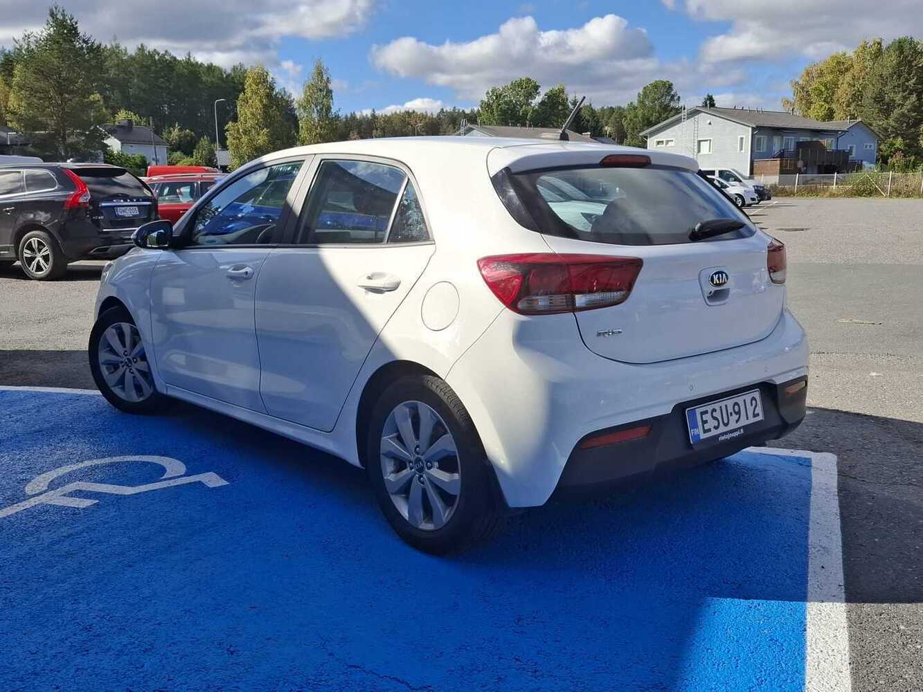 Kia Rio vaihtoauto