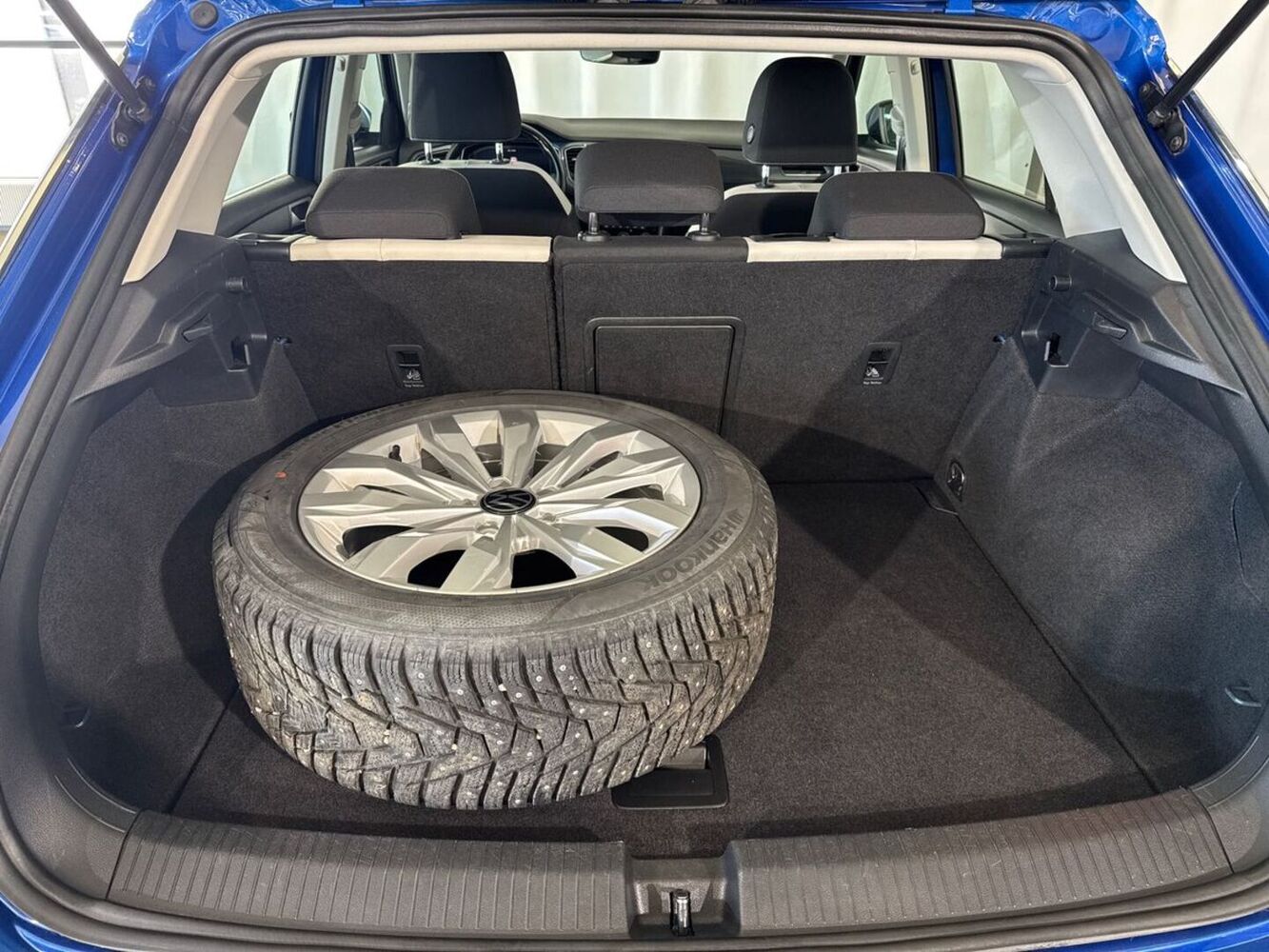 Volkswagen T-Roc vaihtoauto