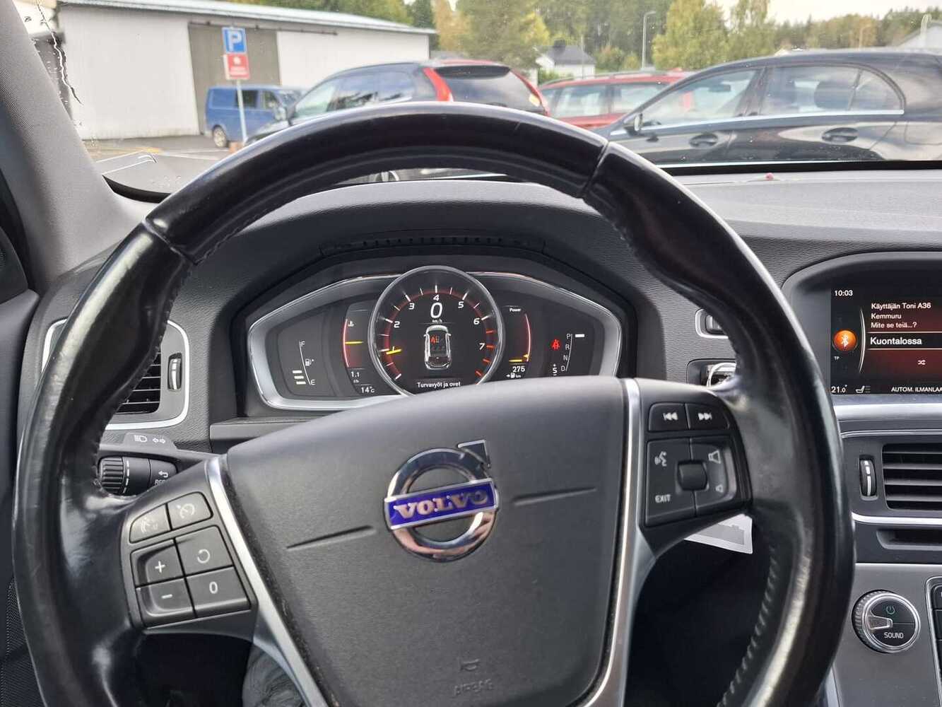 Volvo V60 vaihtoauto