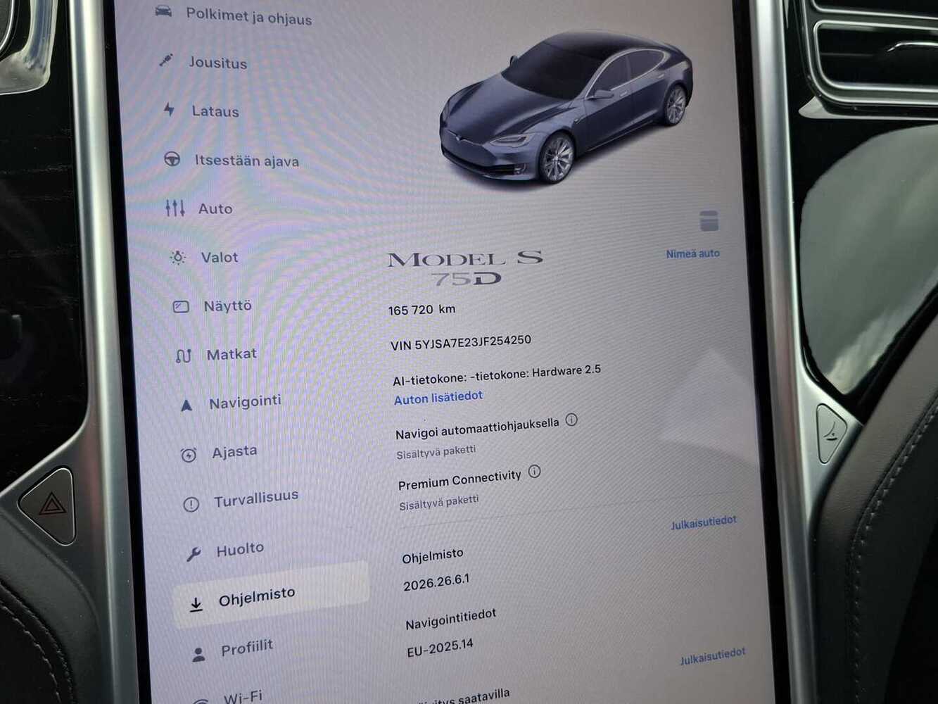 Tesla Model S vaihtoauto