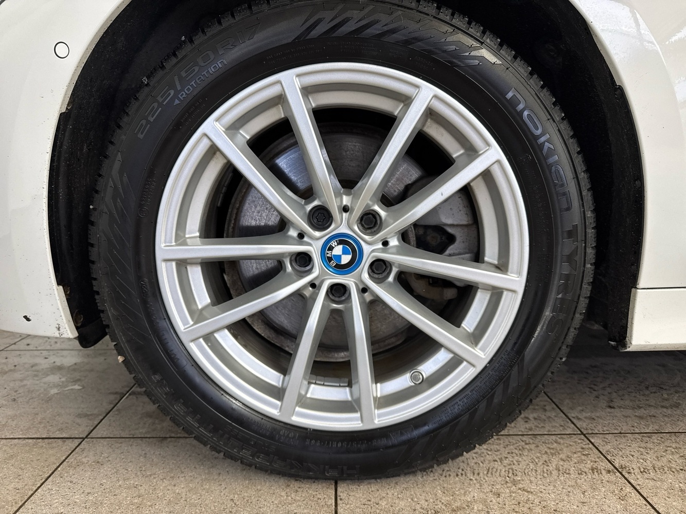 BMW 320 vaihtoauto