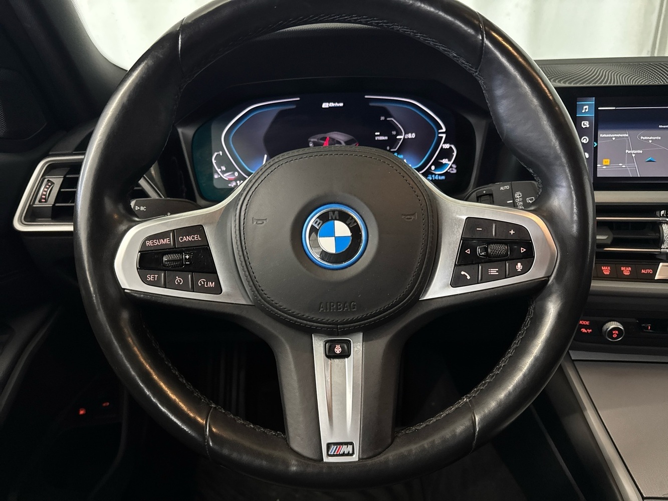 BMW 320 vaihtoauto