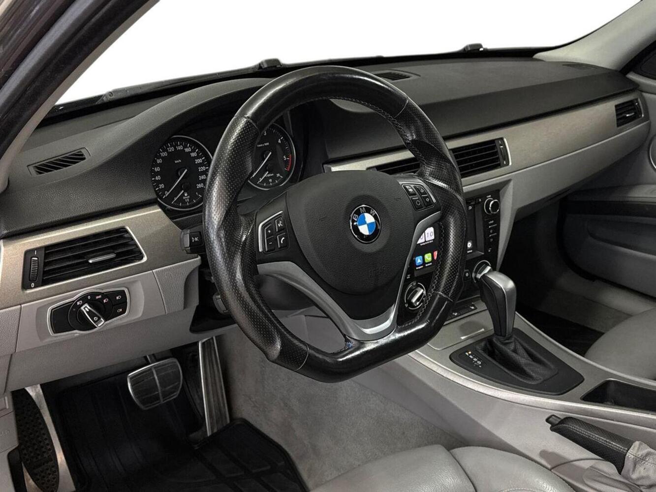 BMW 330 vaihtoauto