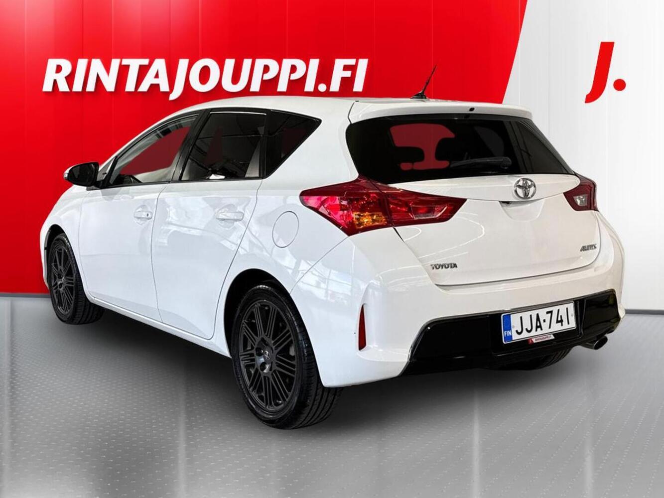Toyota Auris vaihtoauto
