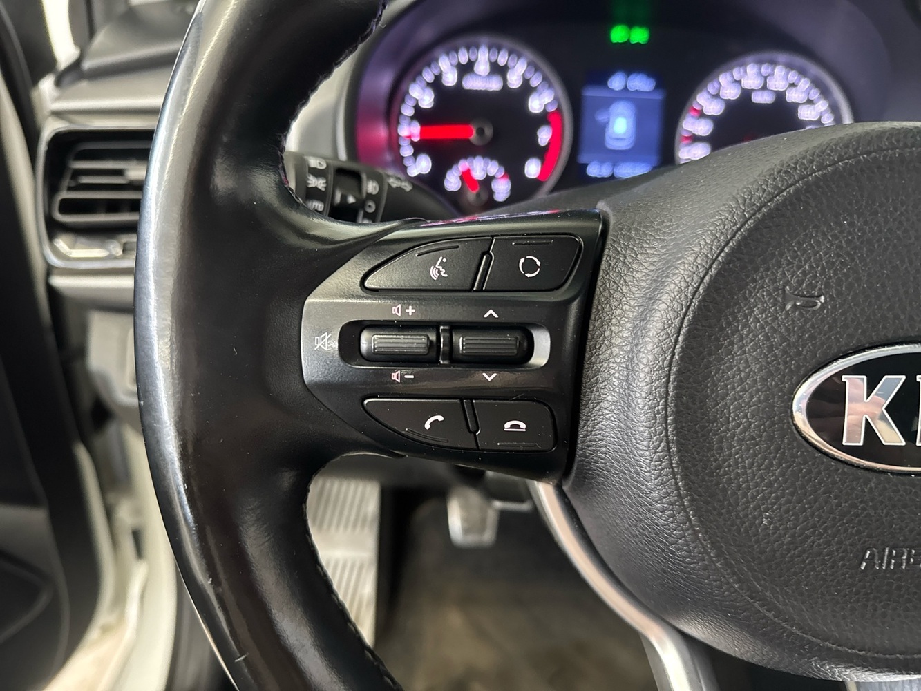 Kia Rio vaihtoauto