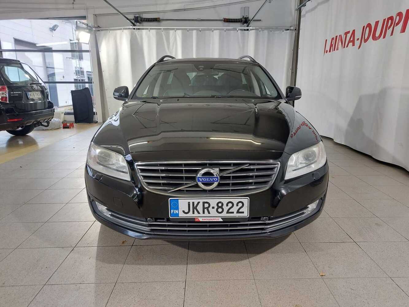Volvo V70 vaihtoauto