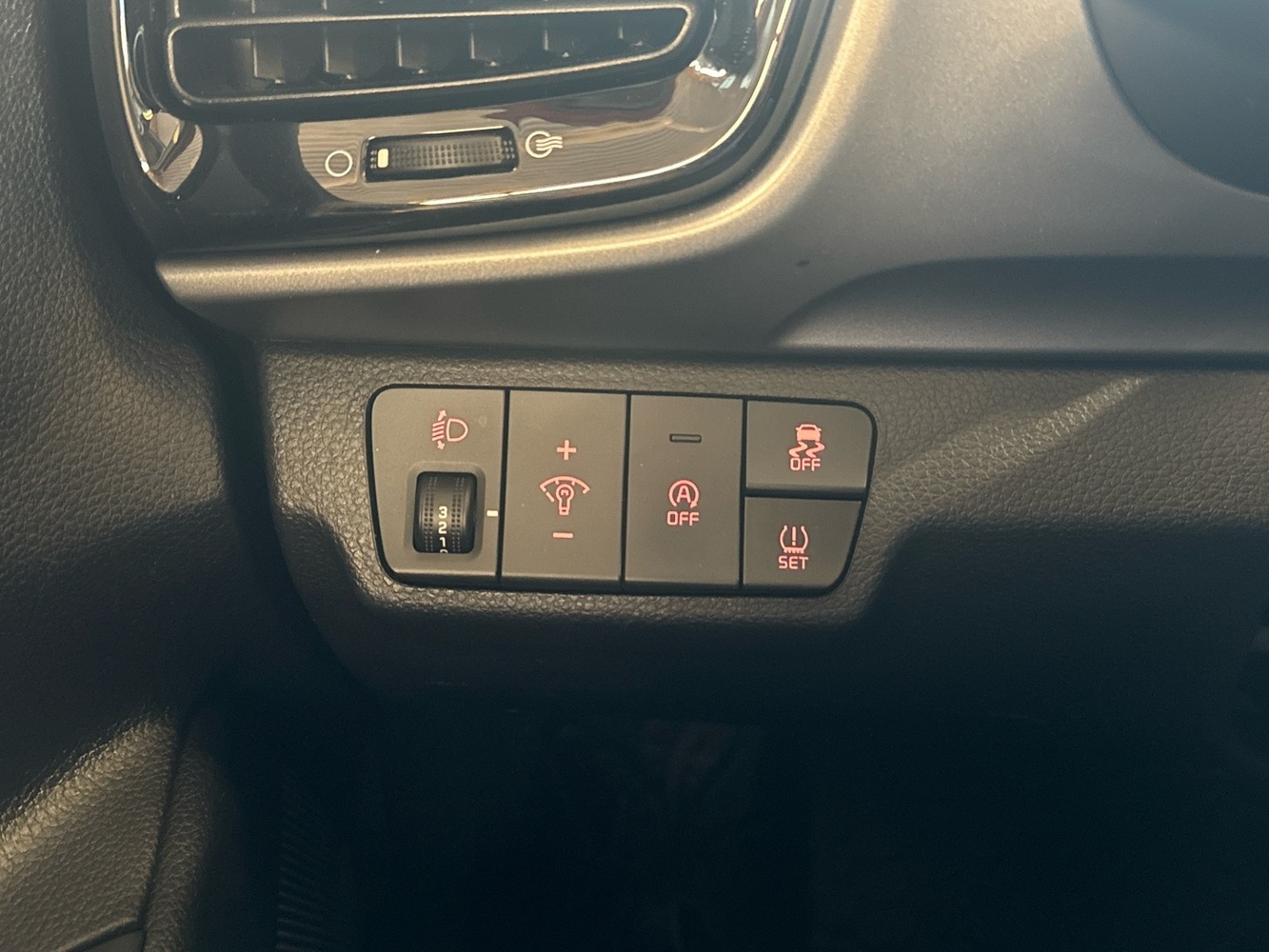 Kia Stonic vaihtoauto