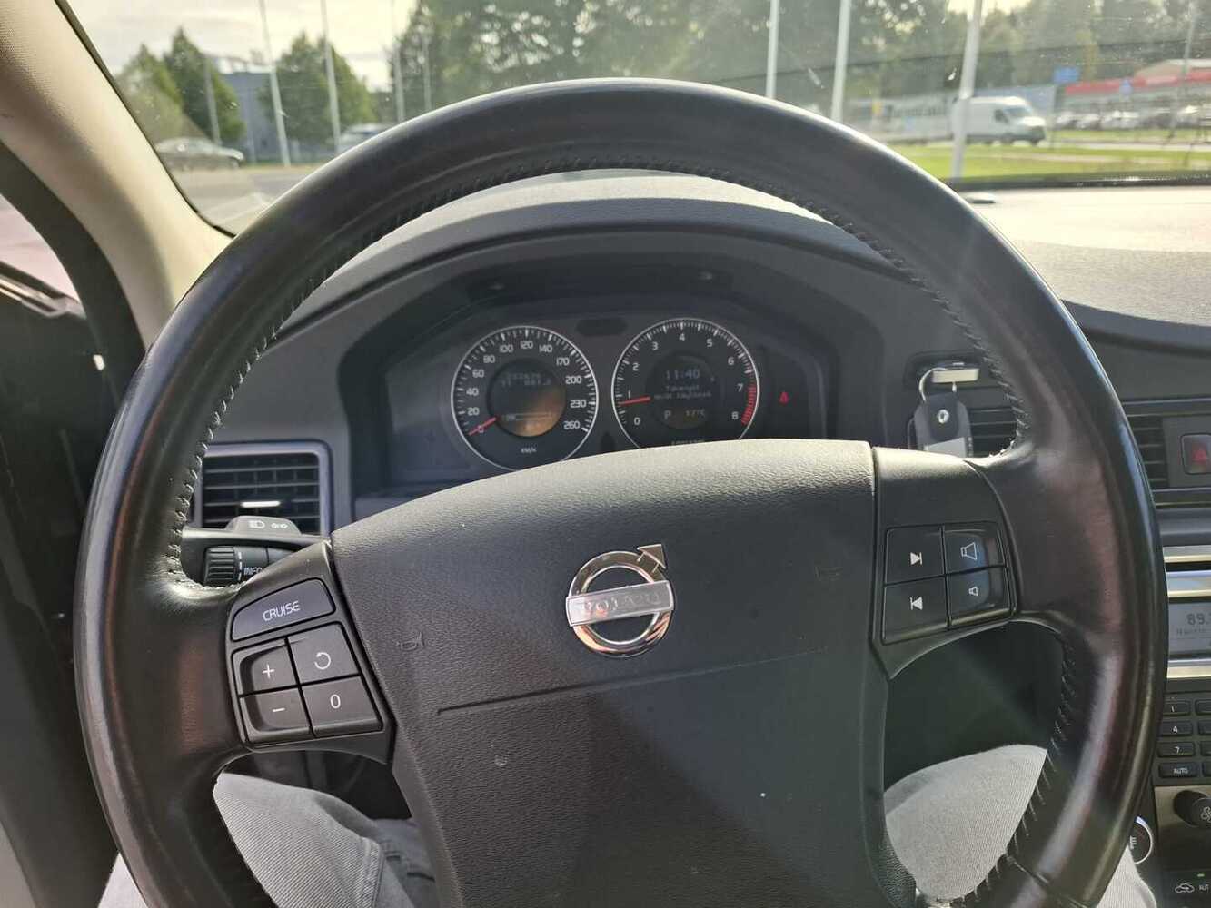 Volvo V70 vaihtoauto