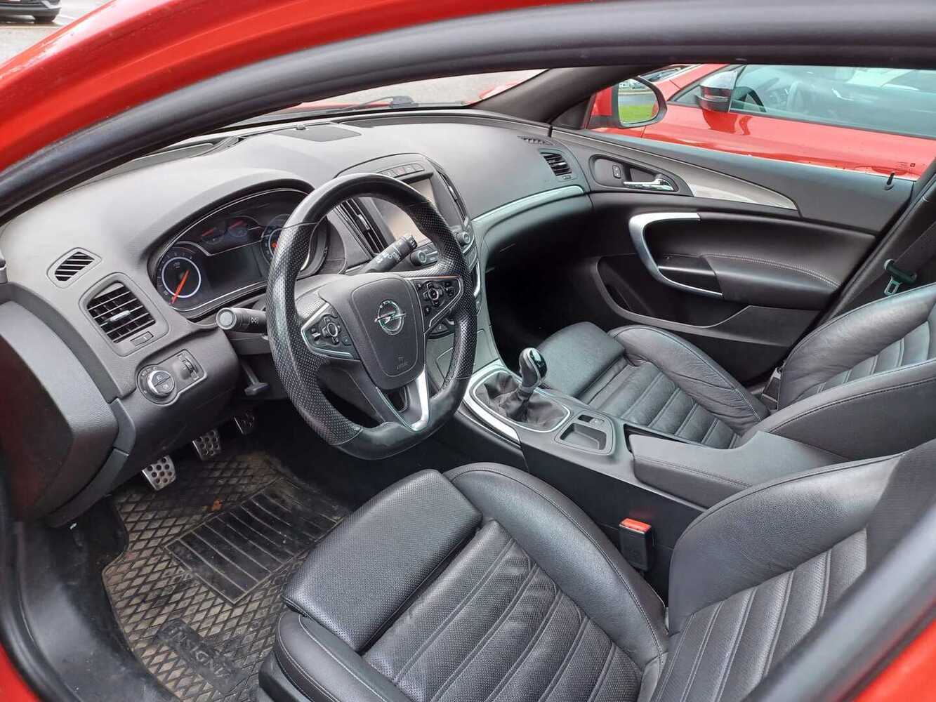 Opel Insignia vaihtoauto