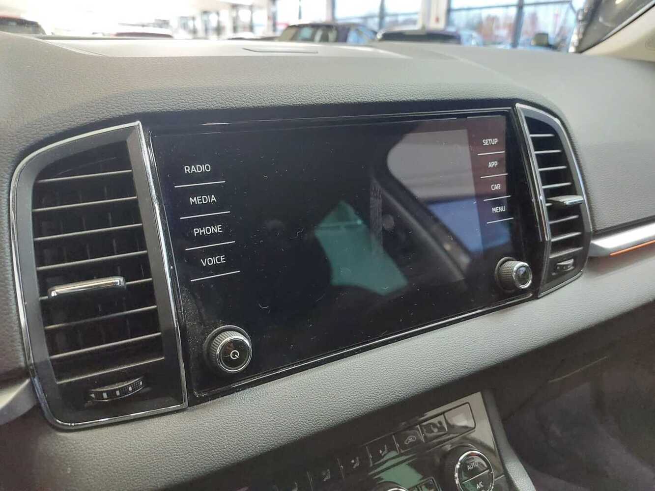 Skoda Karoq vaihtoauto