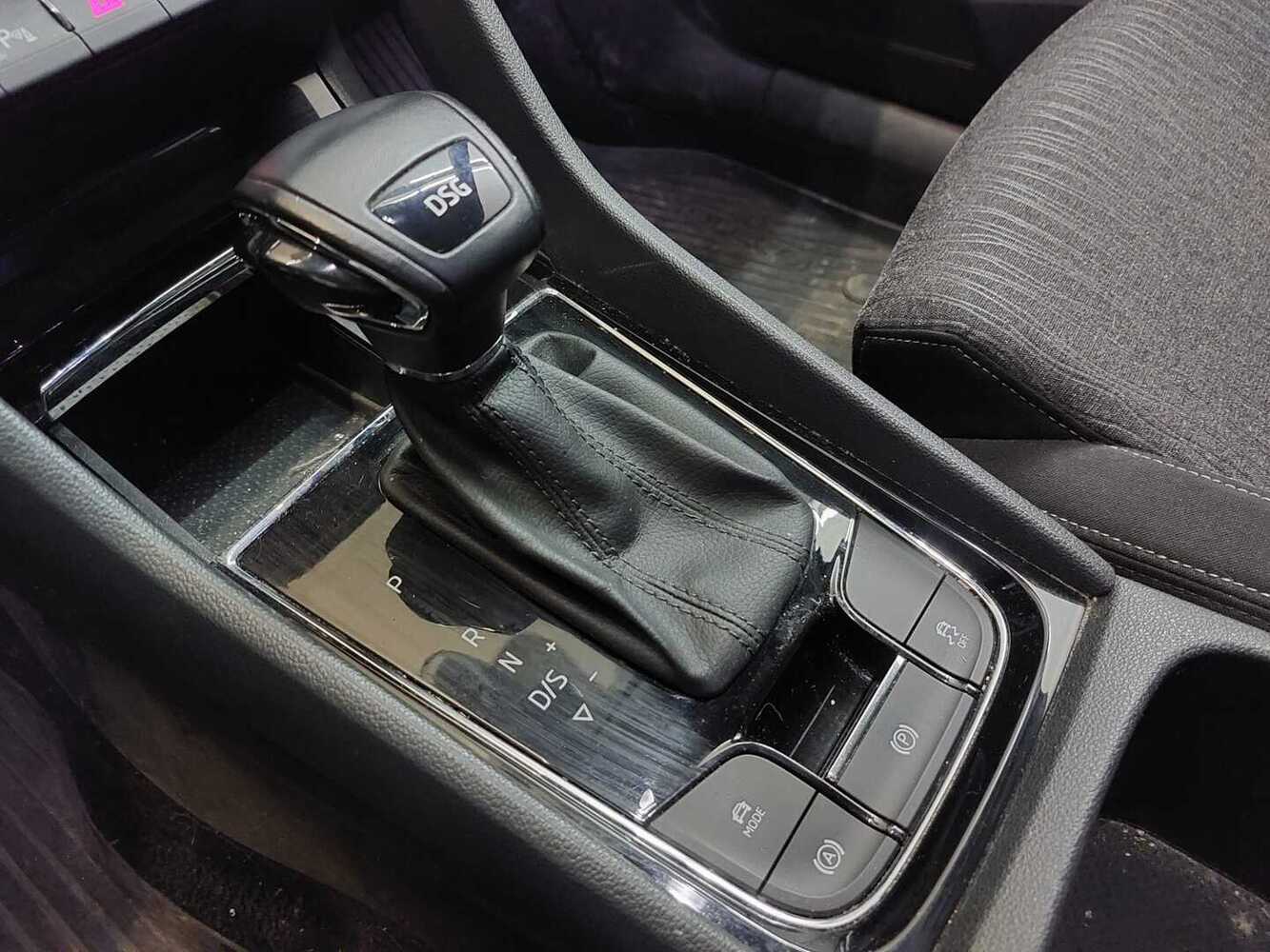 Skoda Karoq vaihtoauto