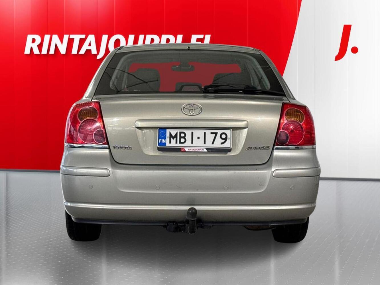 Toyota Avensis vaihtoauto