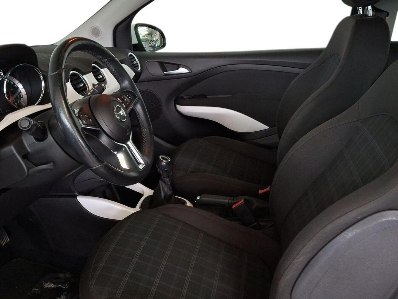 Opel Adam vaihtoauto