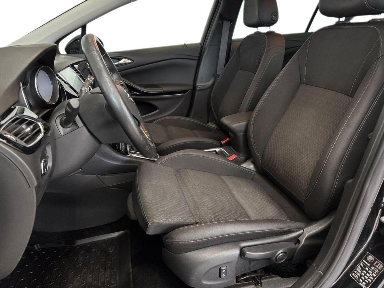 Opel Astra vaihtoauto