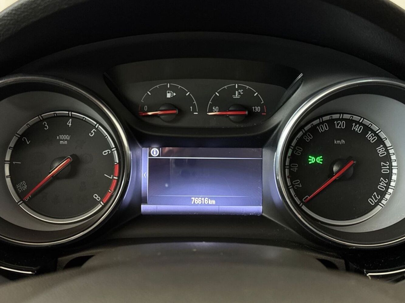 Opel Astra vaihtoauto