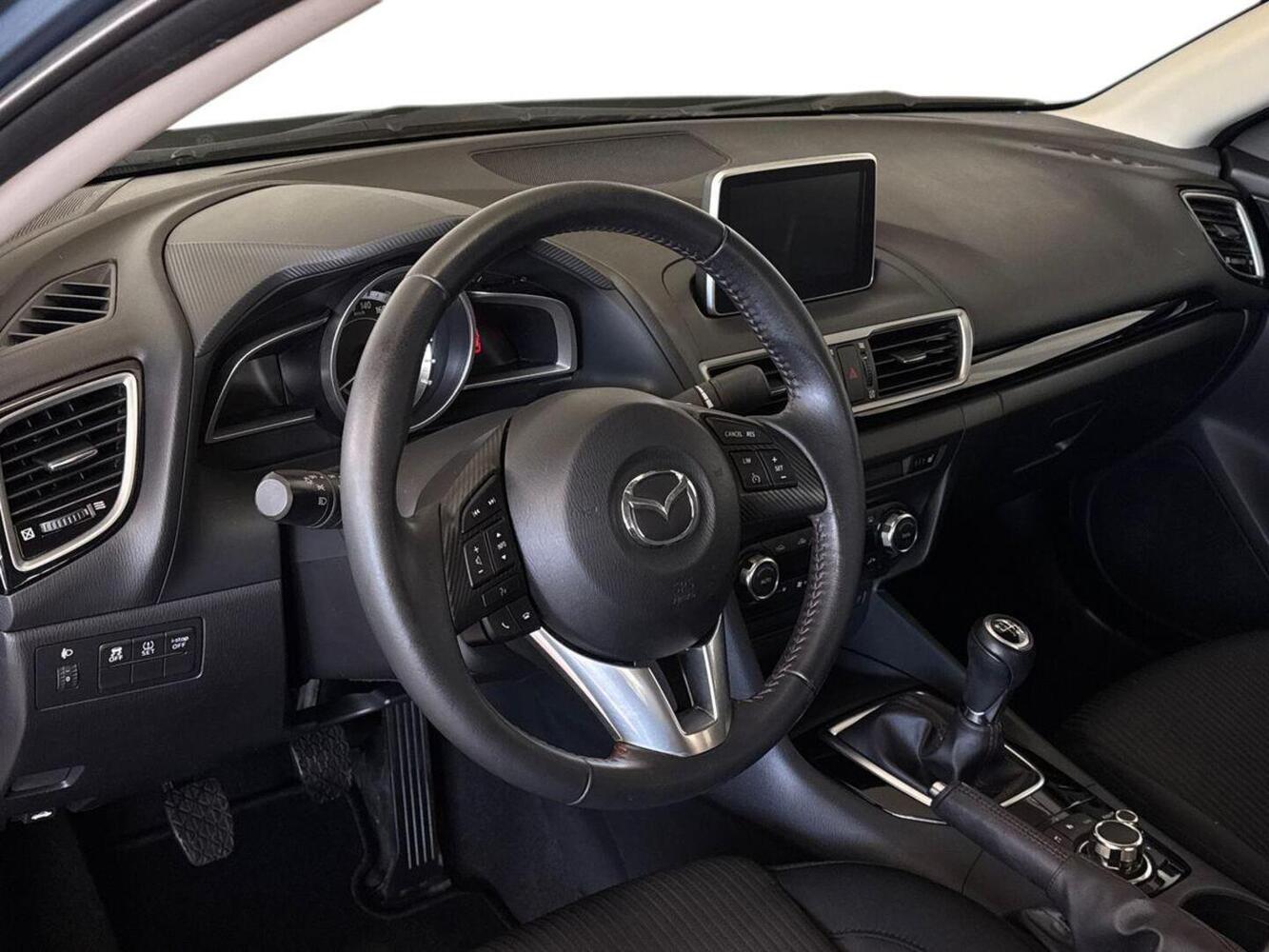 Mazda 3 vaihtoauto