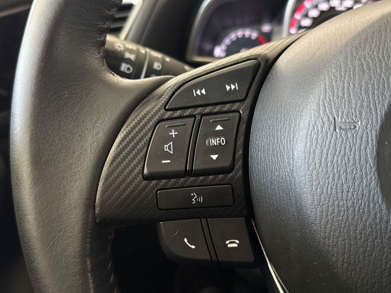 Mazda 3 vaihtoauto