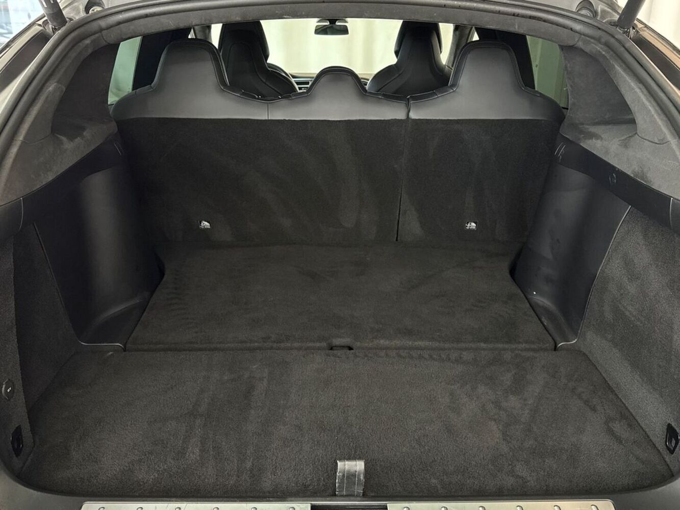 Tesla Model X vaihtoauto