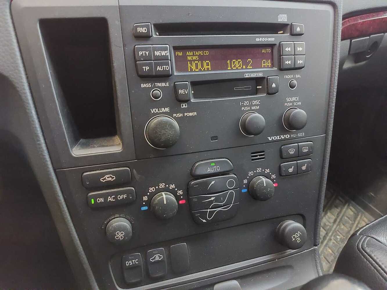 Volvo V70 vaihtoauto