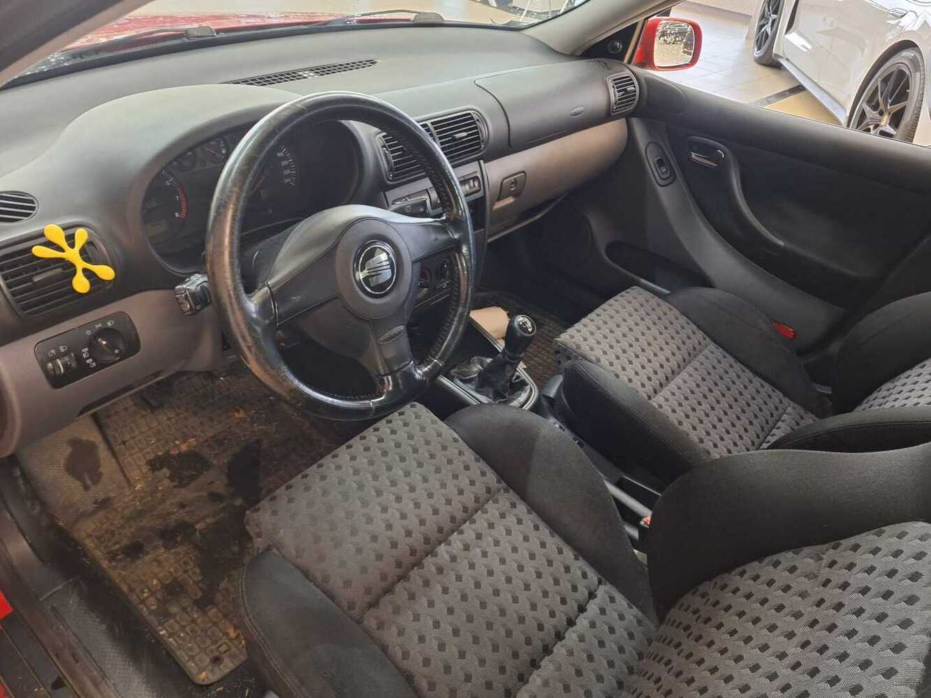 SEAT Leon vaihtoauto