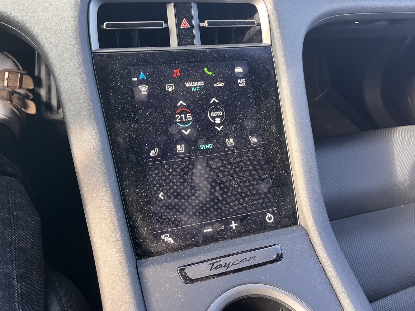Porsche Taycan vaihtoauto