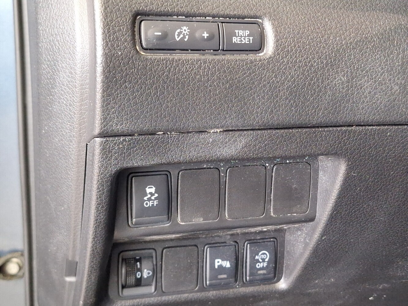 Nissan X-Trail vaihtoauto