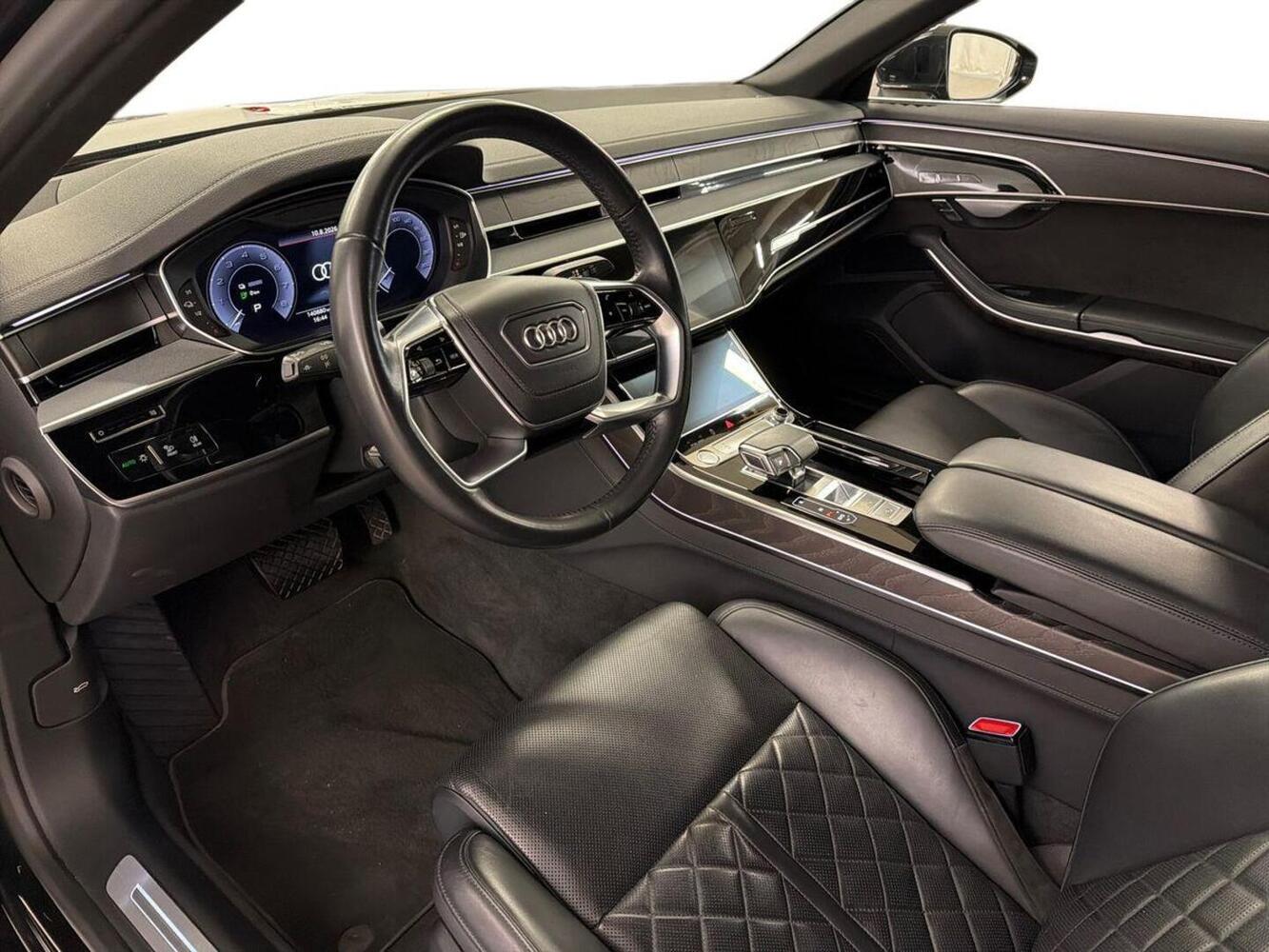 Audi A8 vaihtoauto