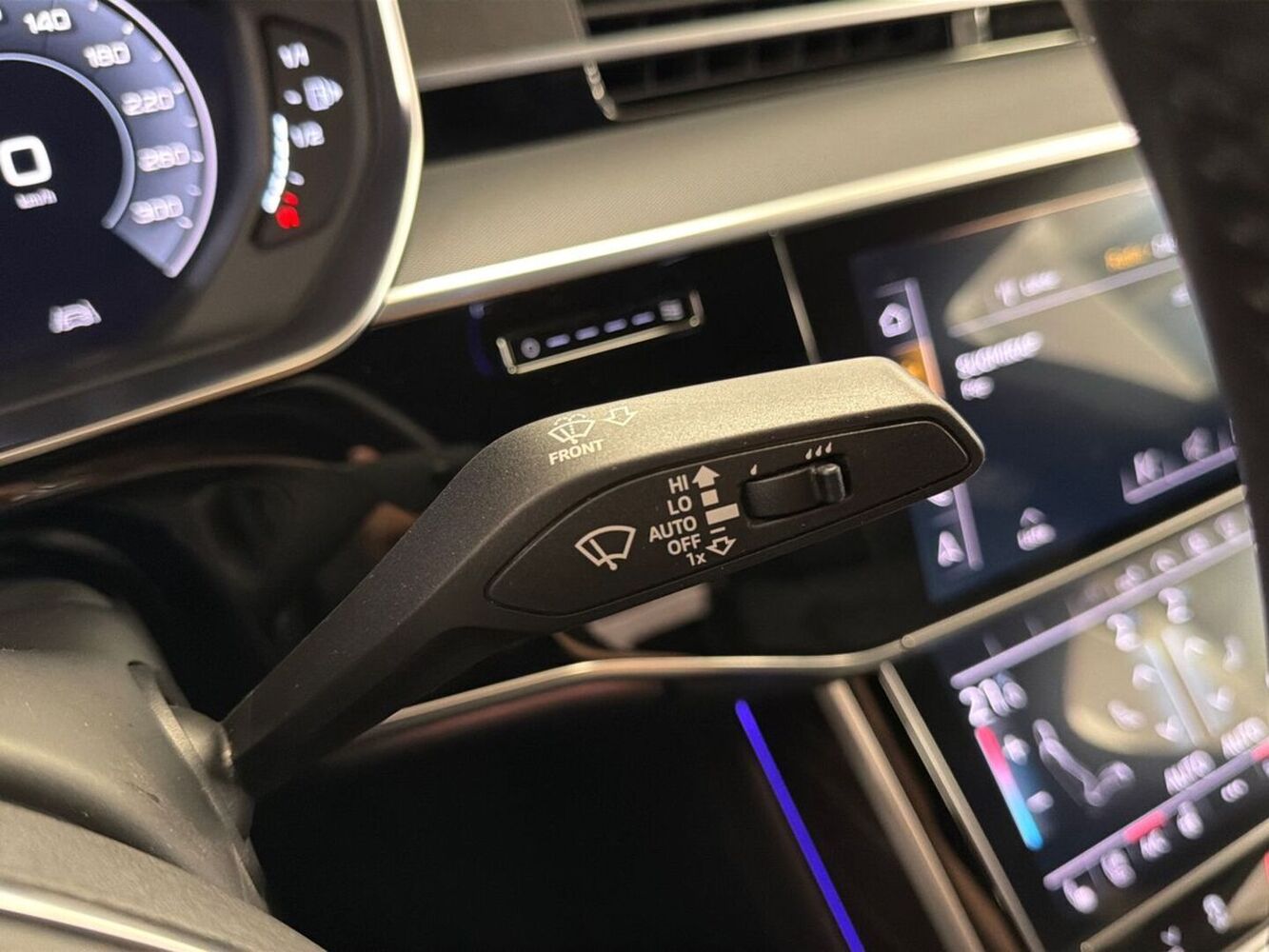 Audi A8 vaihtoauto