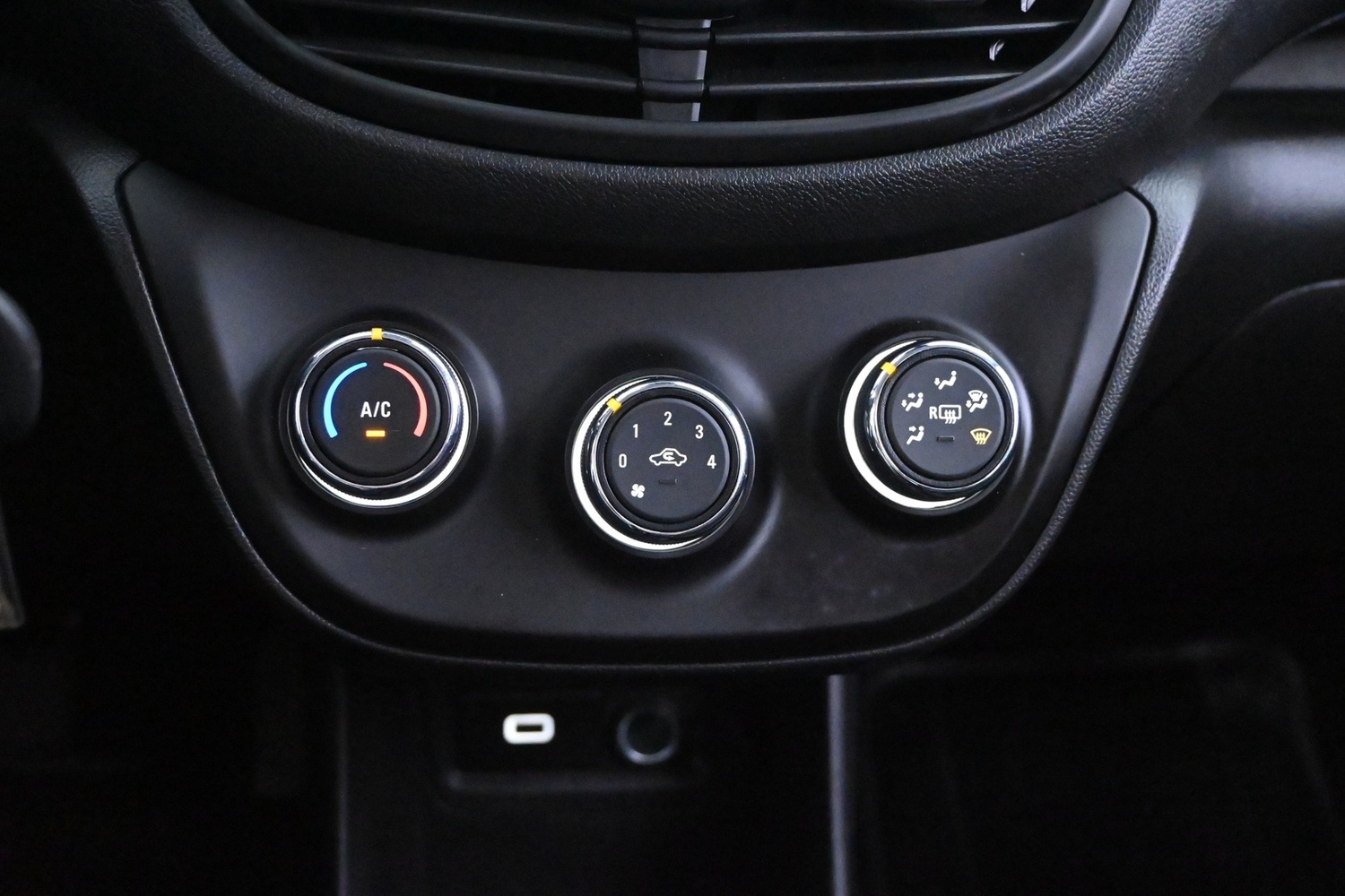 Opel Karl vaihtoauto