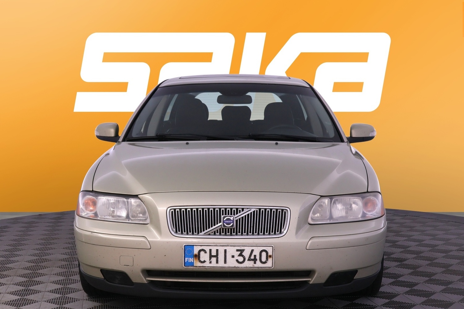 Volvo V70 vaihtoauto