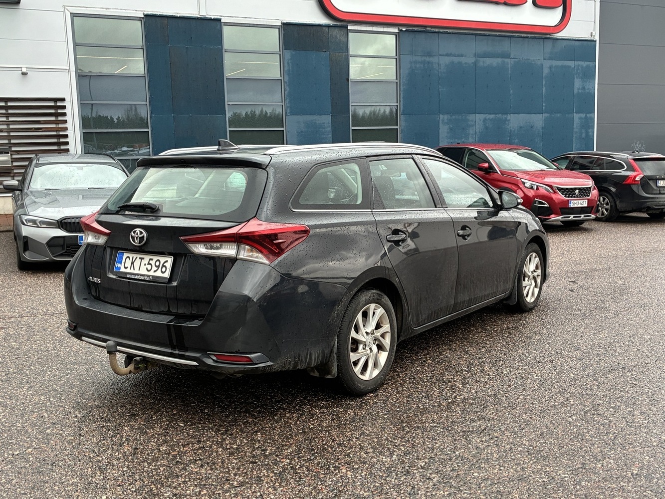 Toyota Auris vaihtoauto