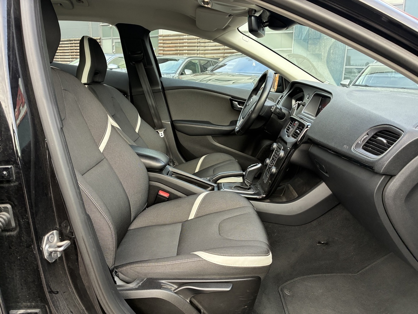 Volvo V40 vaihtoauto