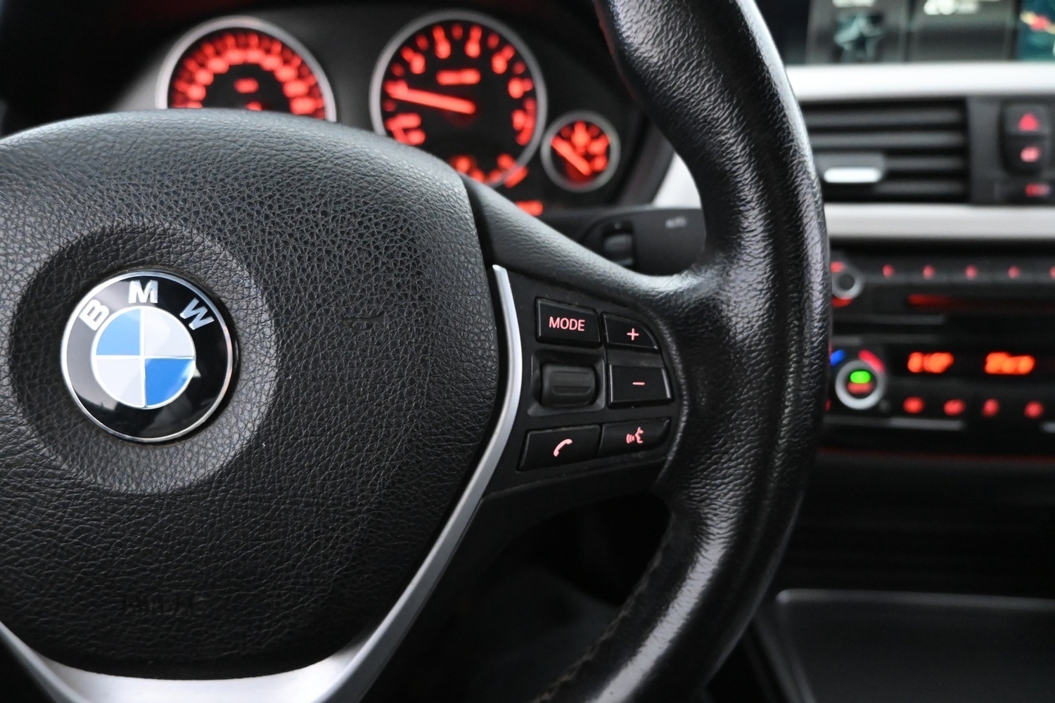 BMW 320 vaihtoauto