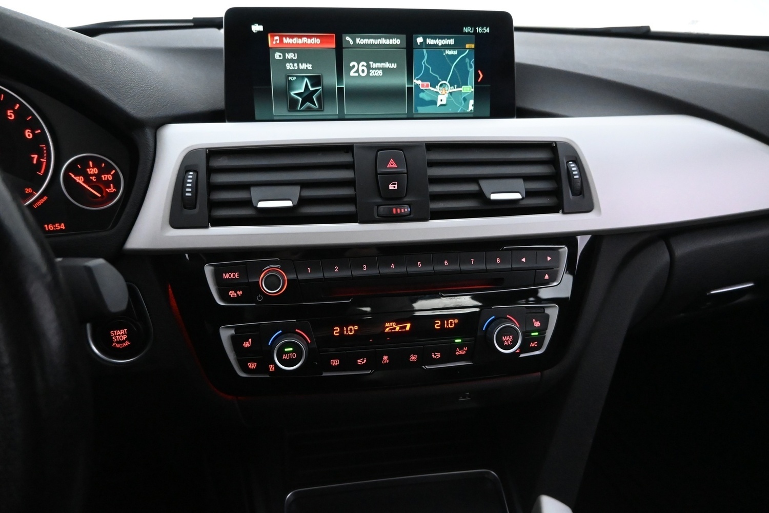 BMW 320 vaihtoauto