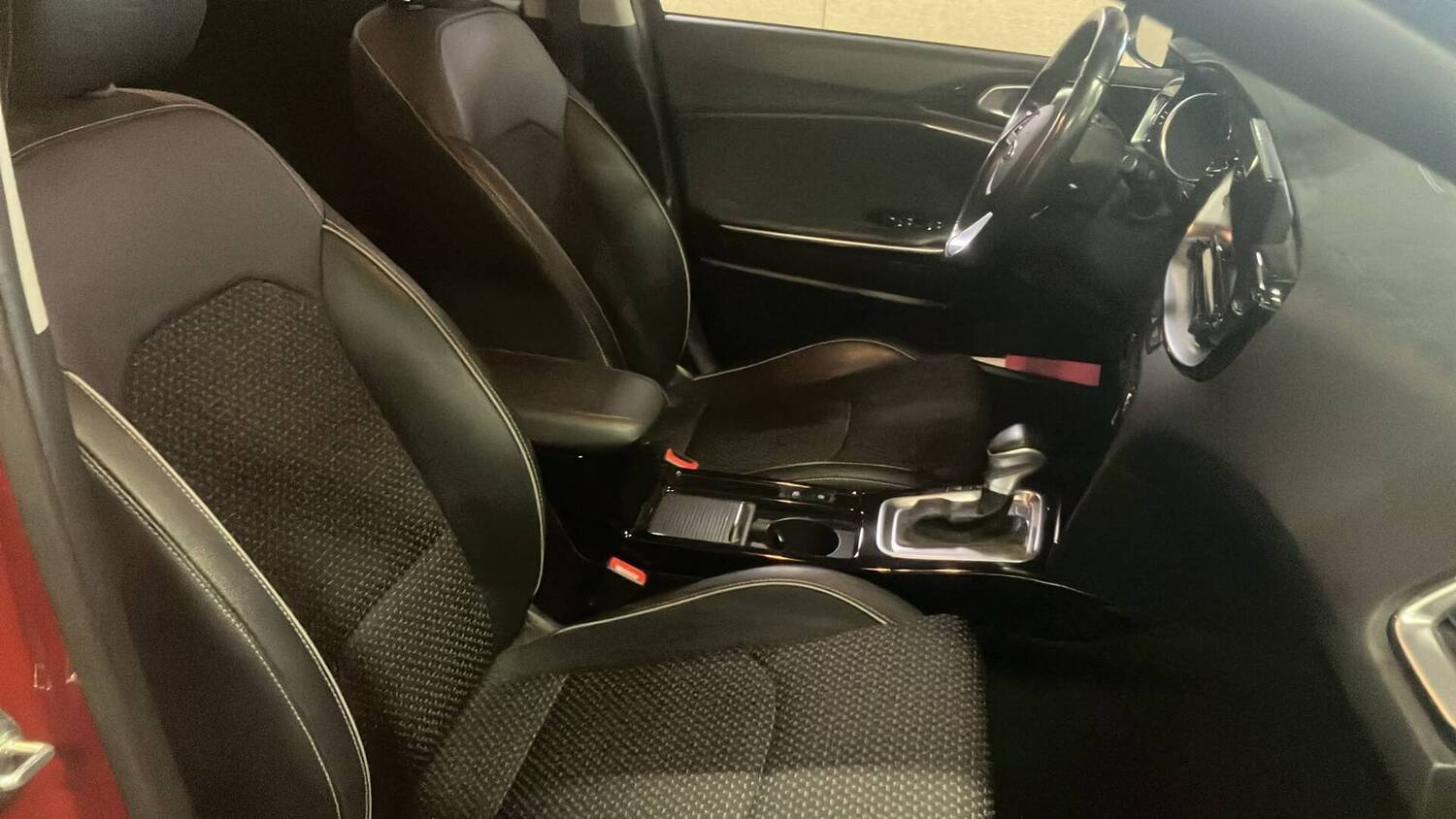 Kia XCeed vaihtoauto
