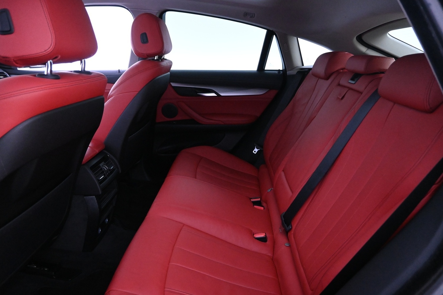 BMW X6 vaihtoauto