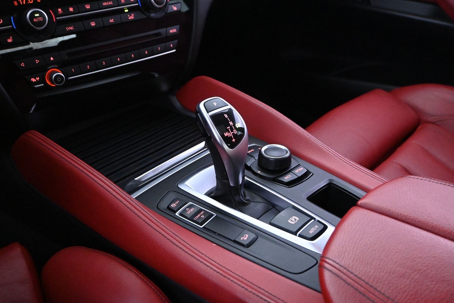 BMW X6 vaihtoauto