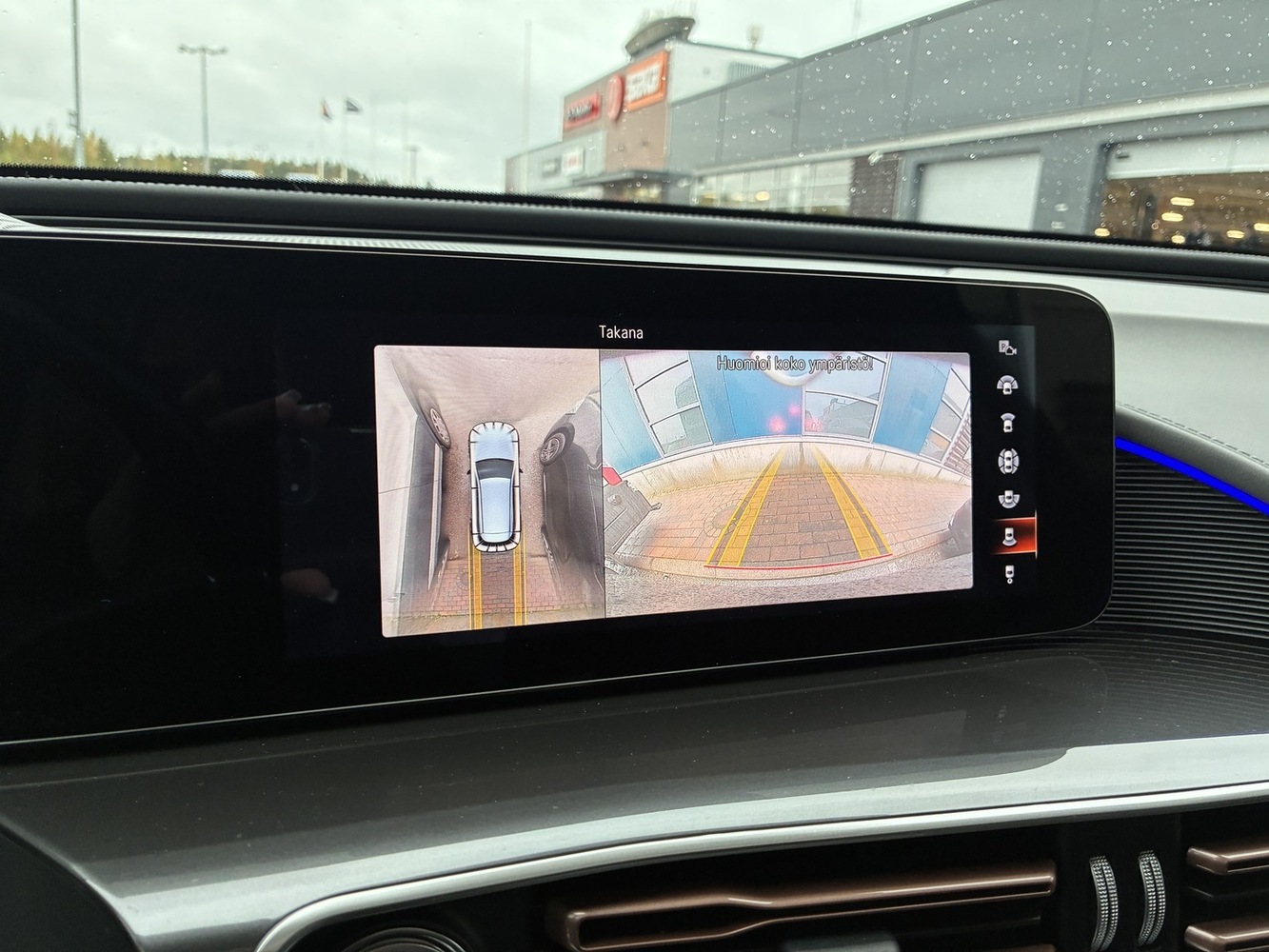 Mercedes-Benz EQC vaihtoauto