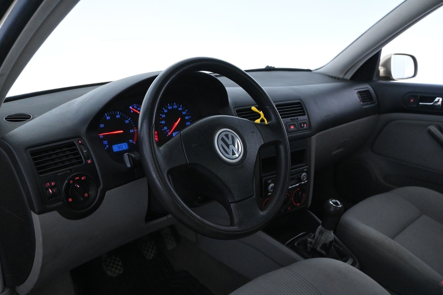 Volkswagen Bora vaihtoauto
