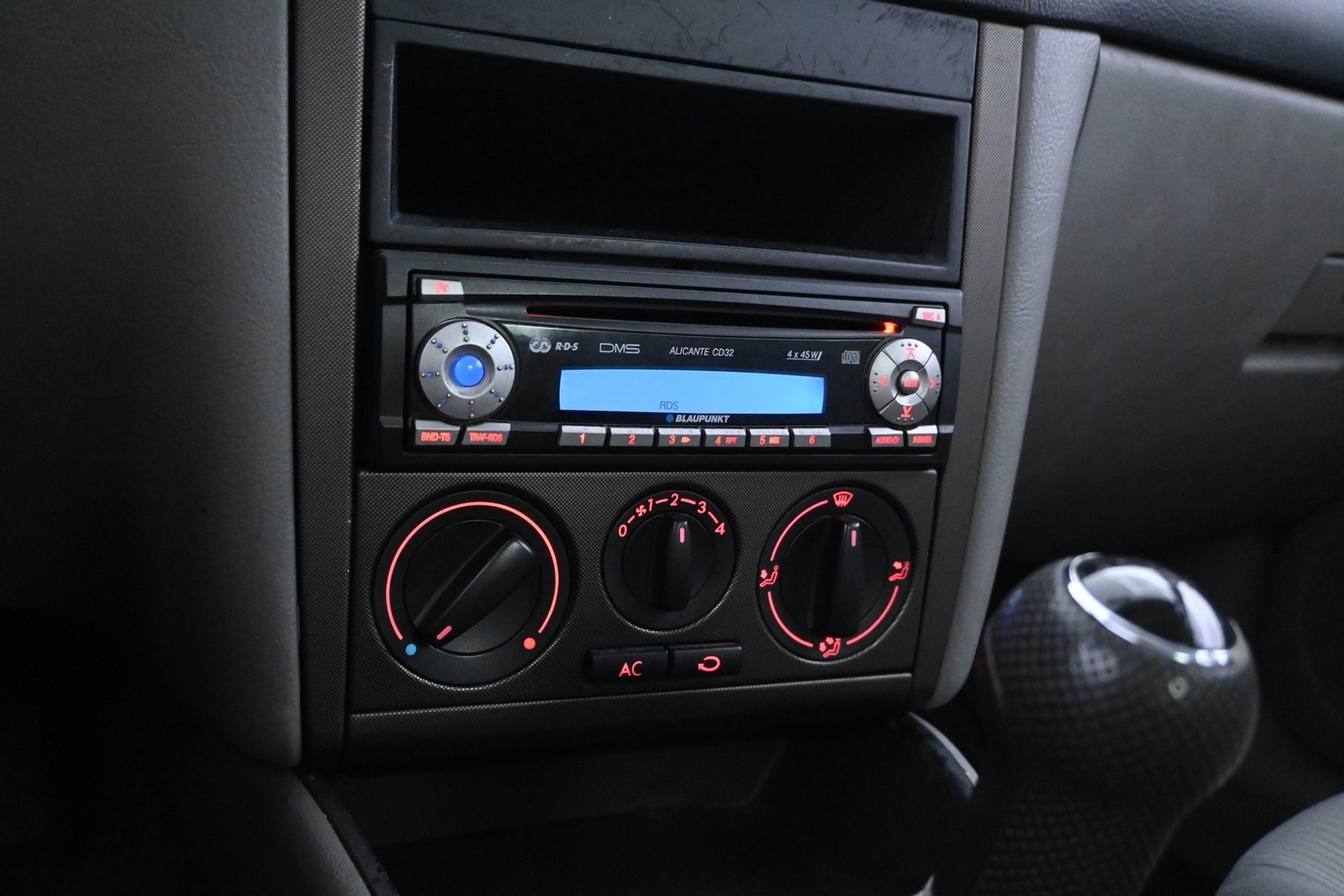 Volkswagen Bora vaihtoauto