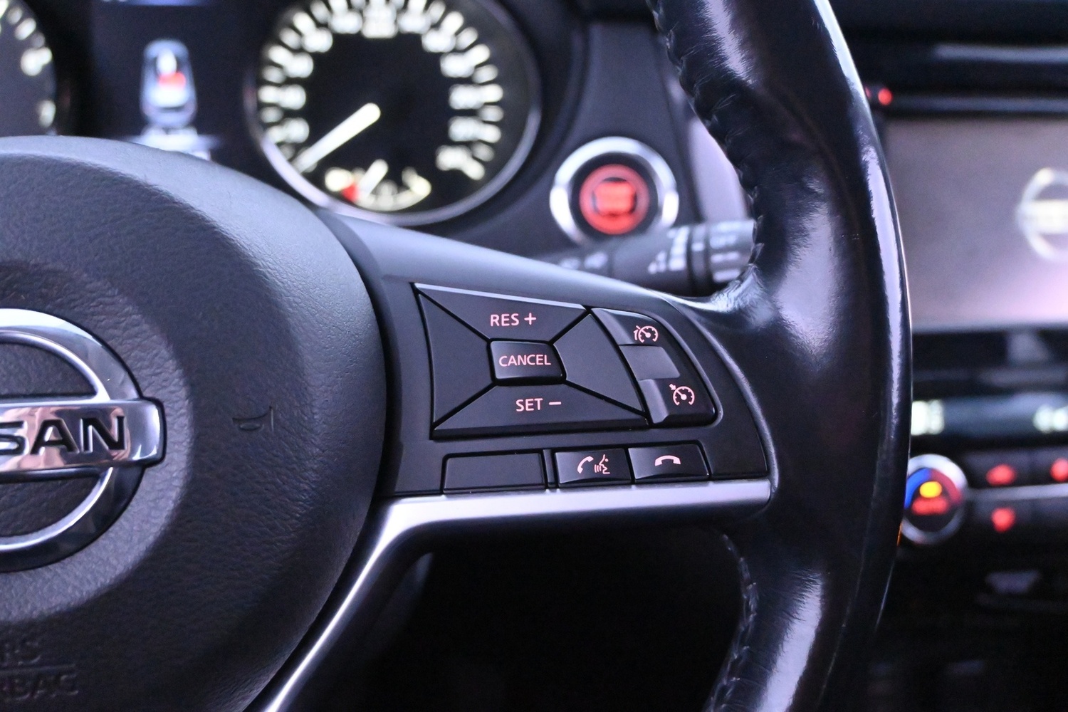 Nissan X-Trail vaihtoauto