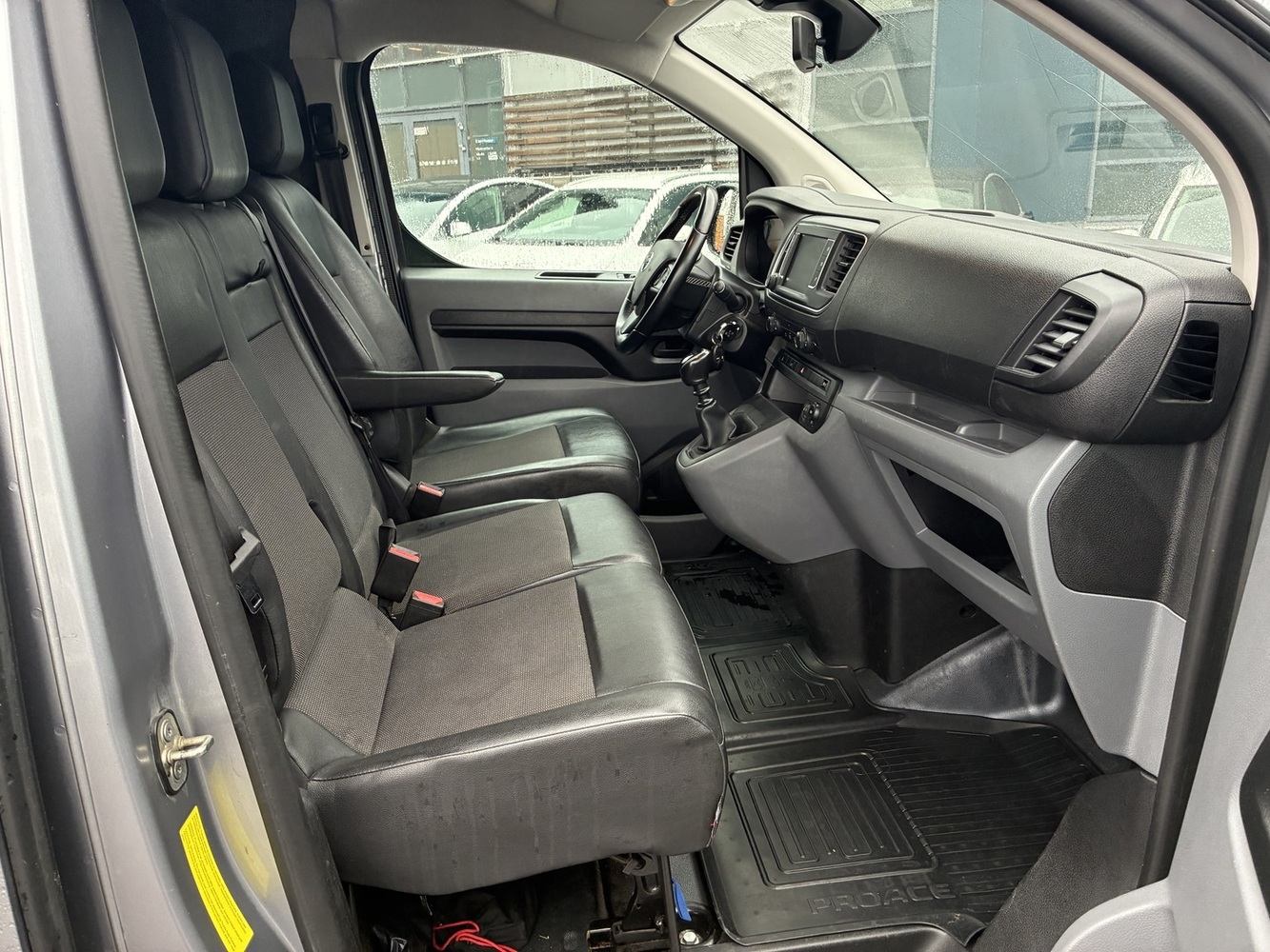 Toyota Proace vaihtoauto