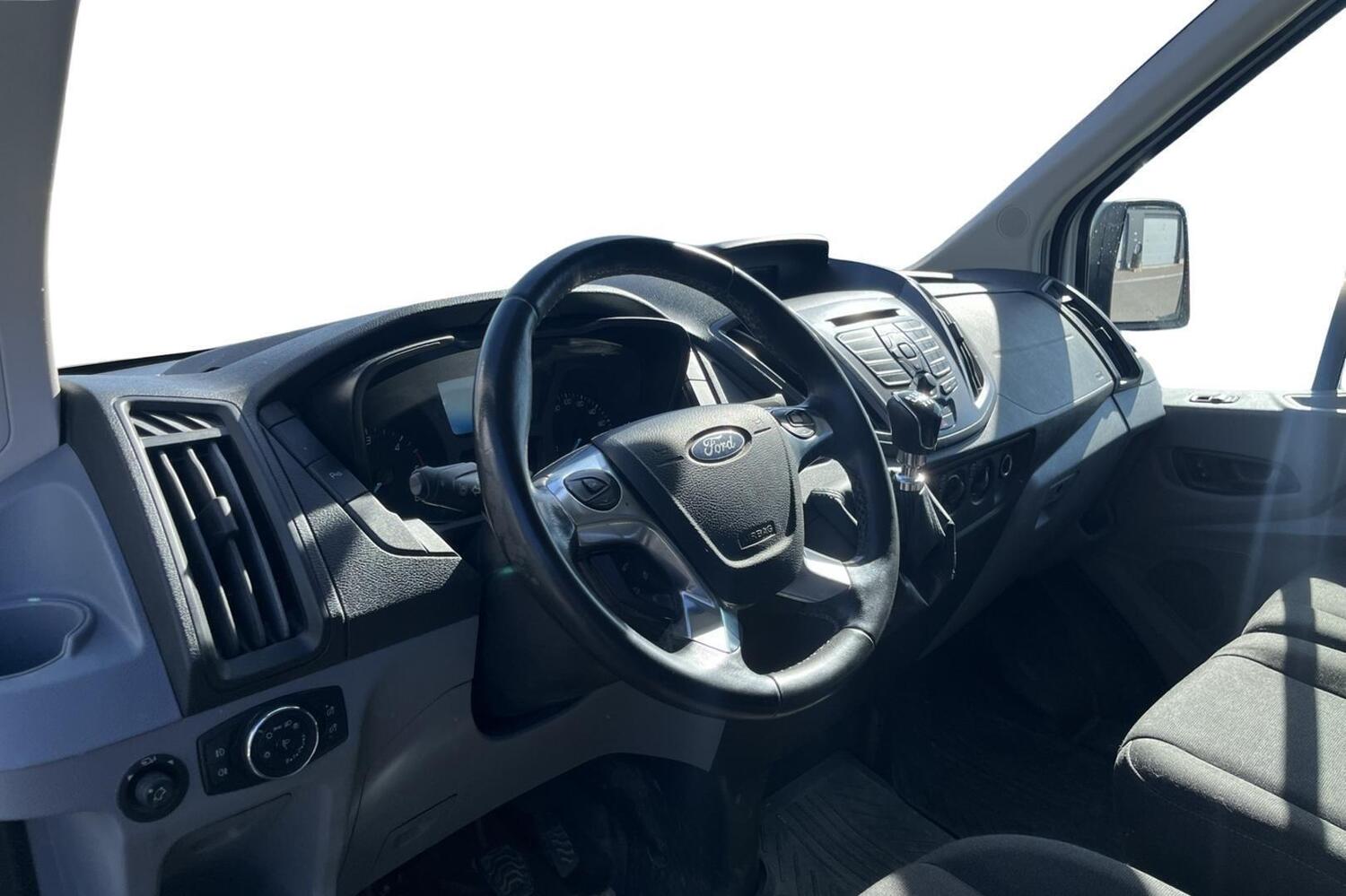 Ford Transit vaihtoauto