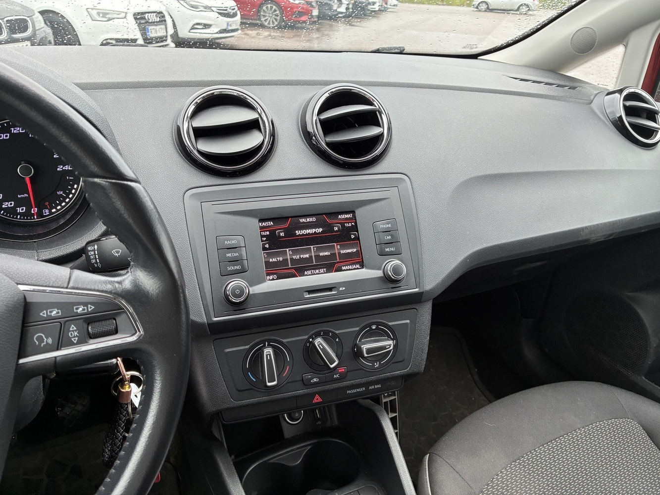 SEAT Ibiza vaihtoauto