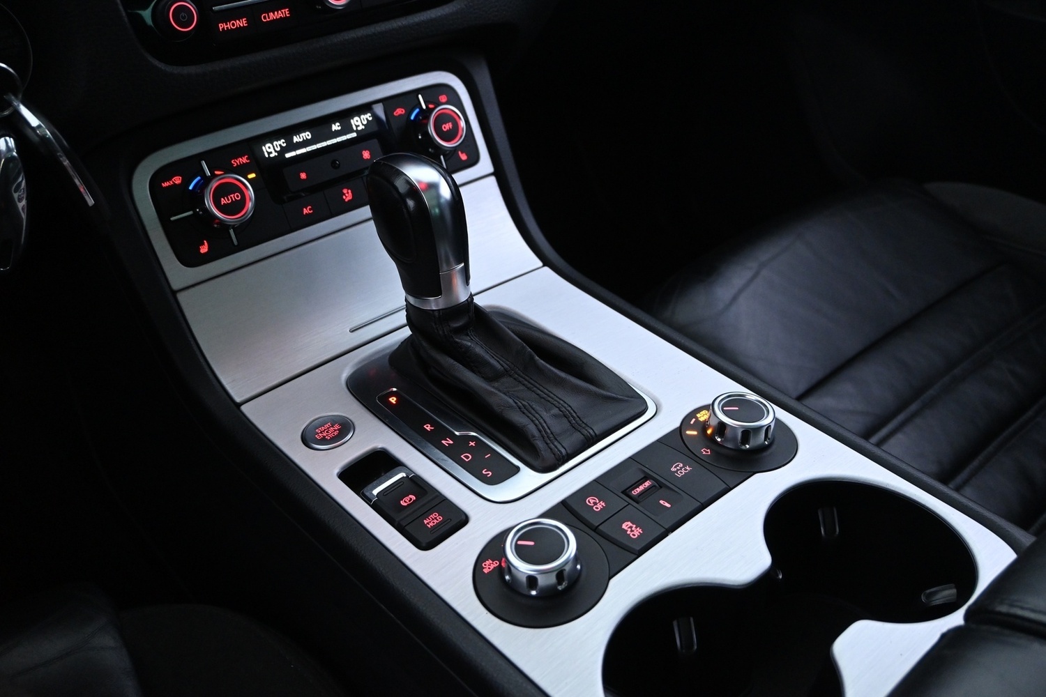 Volkswagen Touareg vaihtoauto