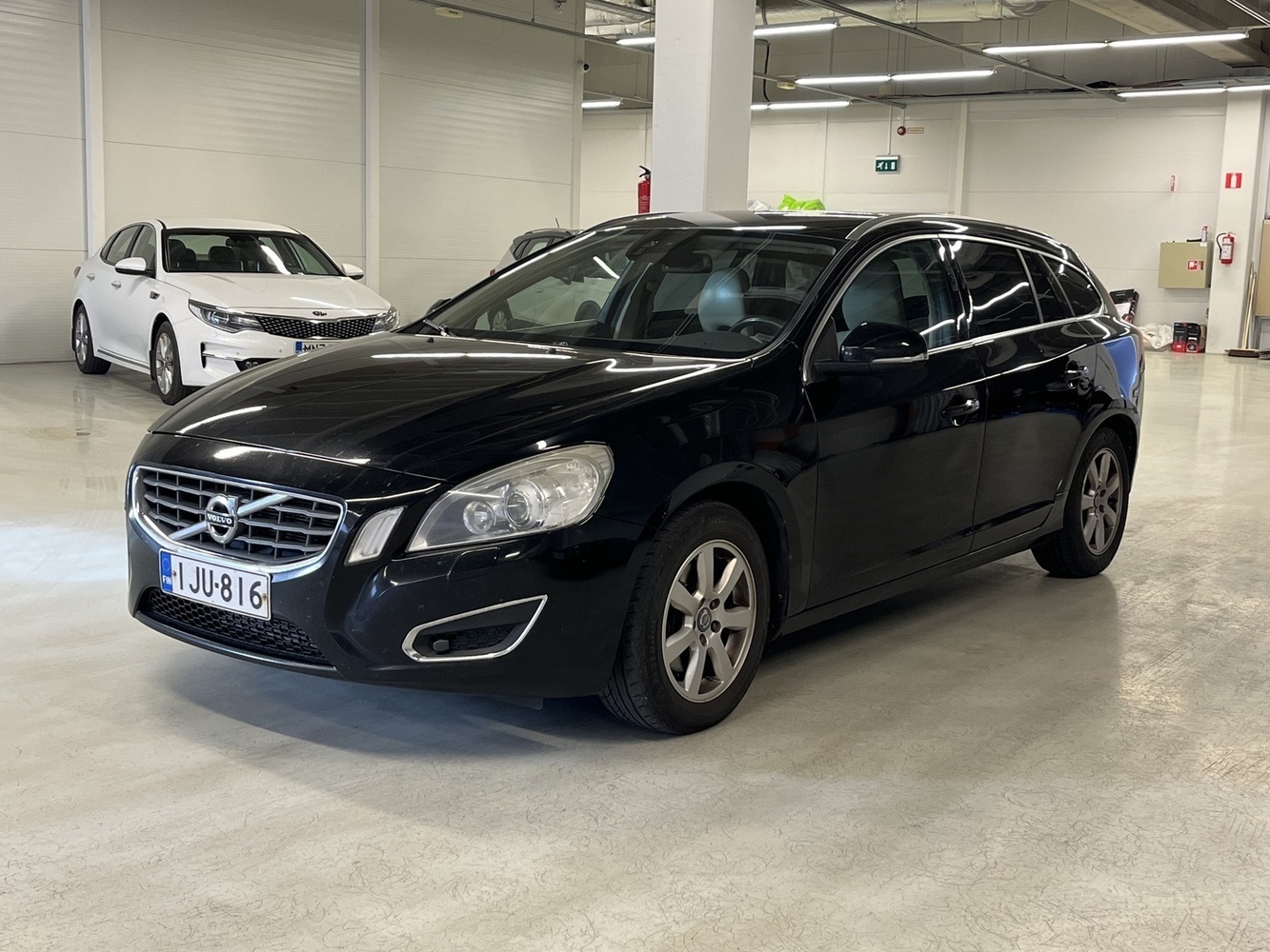 Volvo V60 vaihtoauto