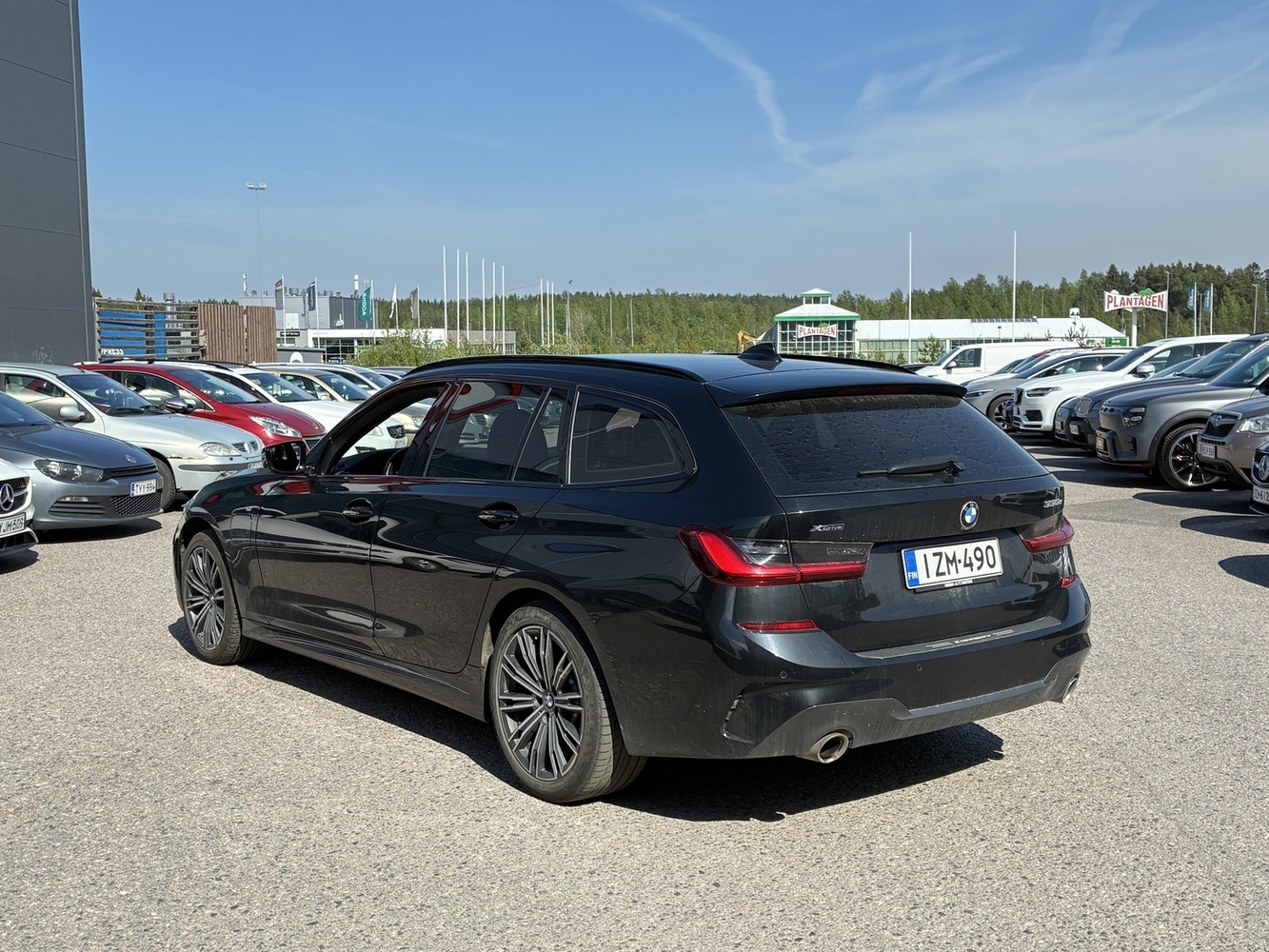 BMW 330 vaihtoauto
