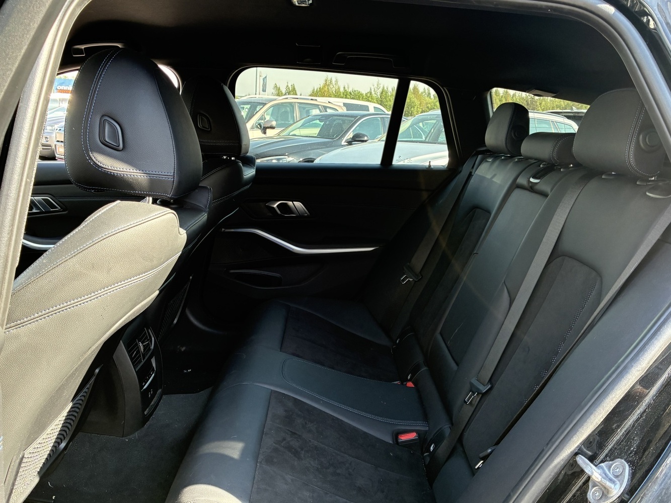 BMW 330 vaihtoauto